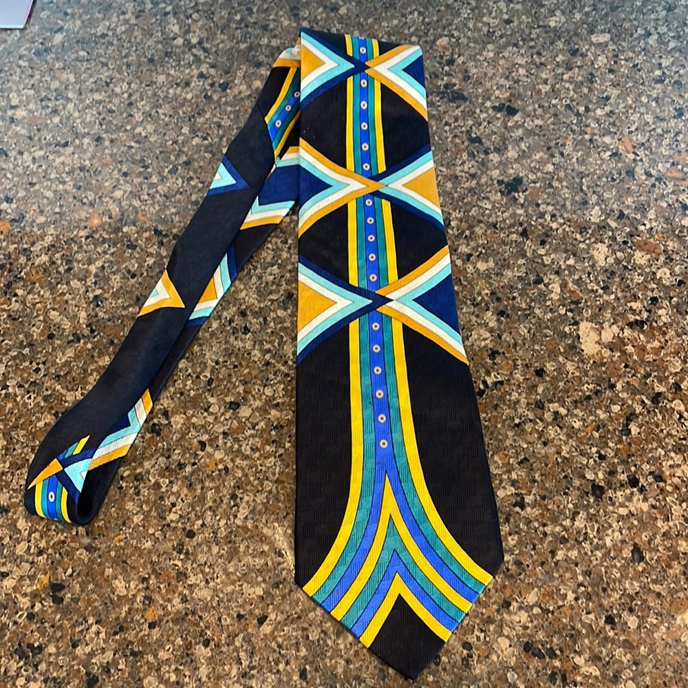 Vintage Carlo Palazzi Studio 100% Handmade Silk Art Decco Necktie Tie